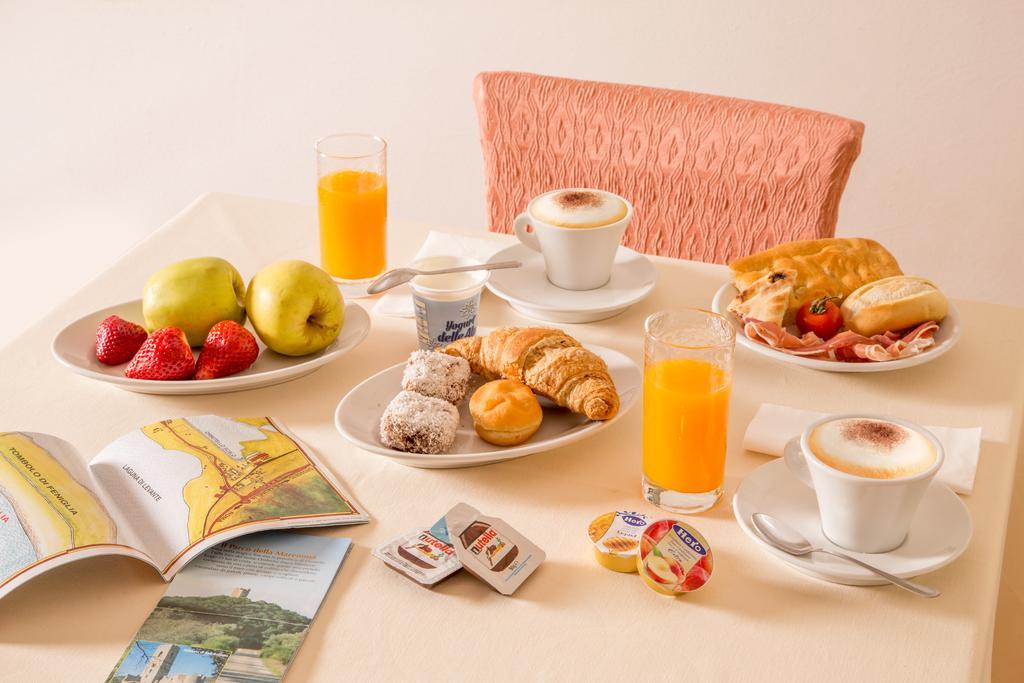 Tris Hotel Orbetello Dış mekan fotoğraf