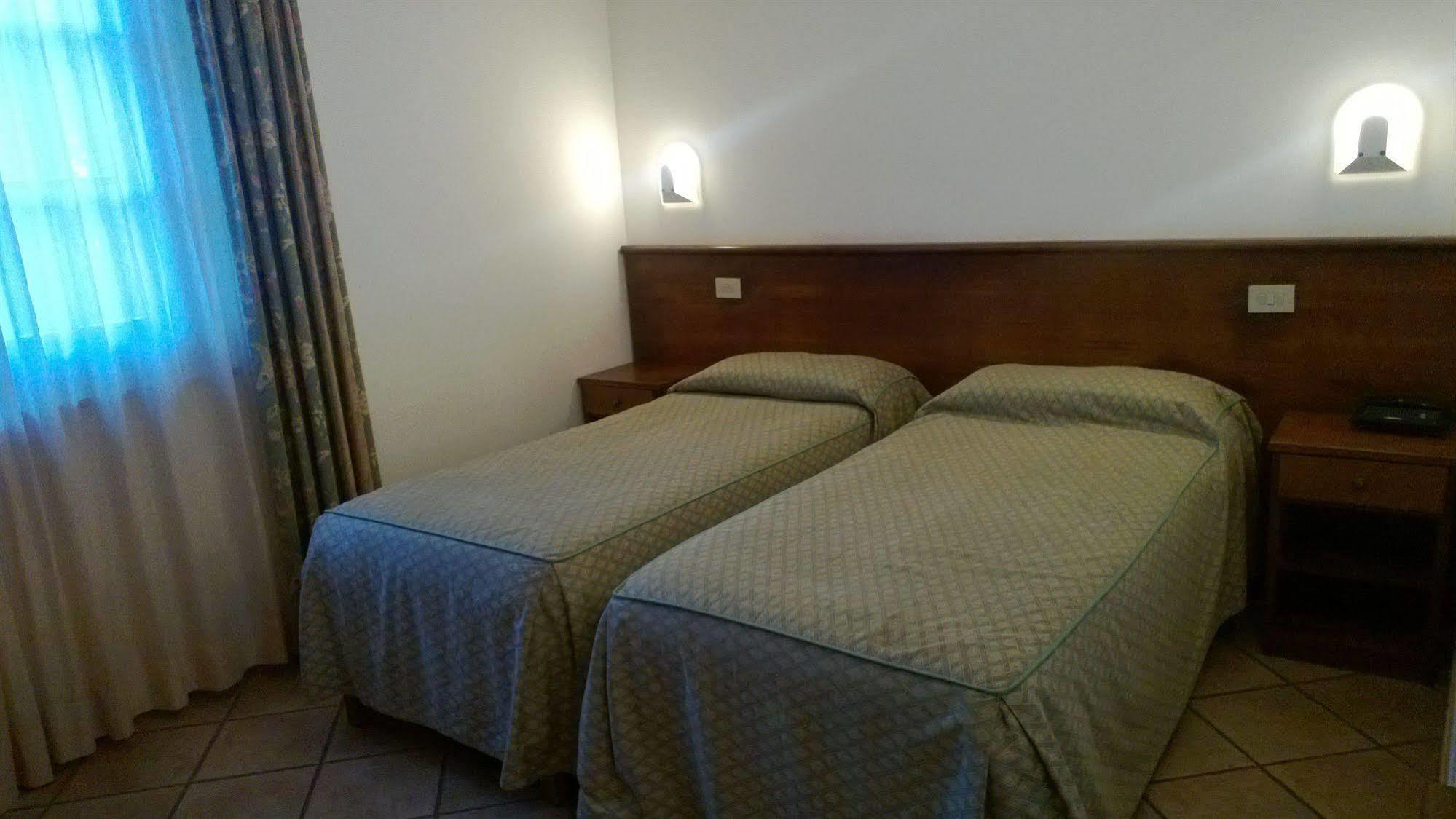 Tris Hotel Orbetello Dış mekan fotoğraf